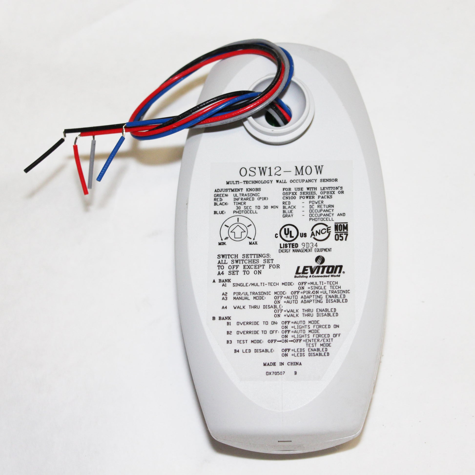 Leviton OSW12-M0W